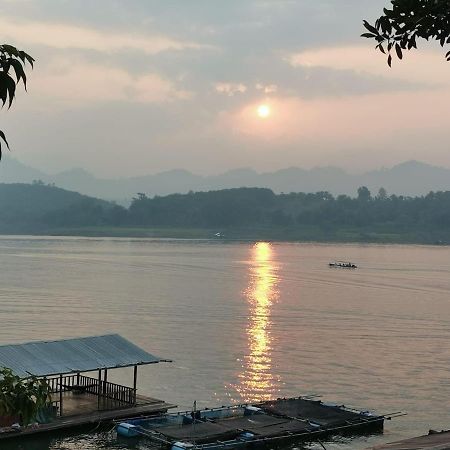 Baan Dongsak River View サンクラブリー エクステリア 写真