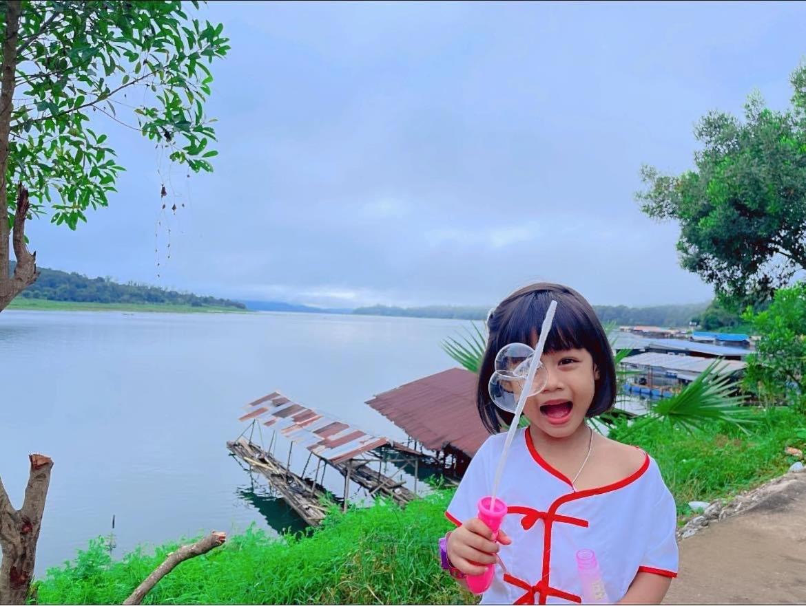 Baan Dongsak River View サンクラブリー エクステリア 写真