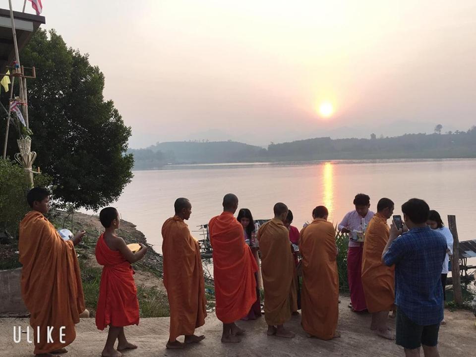 Baan Dongsak River View サンクラブリー エクステリア 写真
